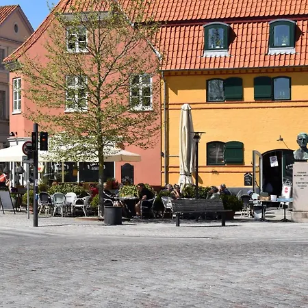Apartamento Luksus I Forste Raekke Til Vandet Kerteminde